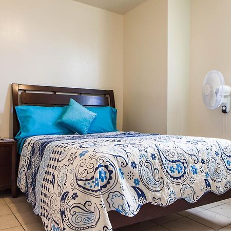Studio And One Bedroom Apartments Нью-Йорк Экстерьер фото