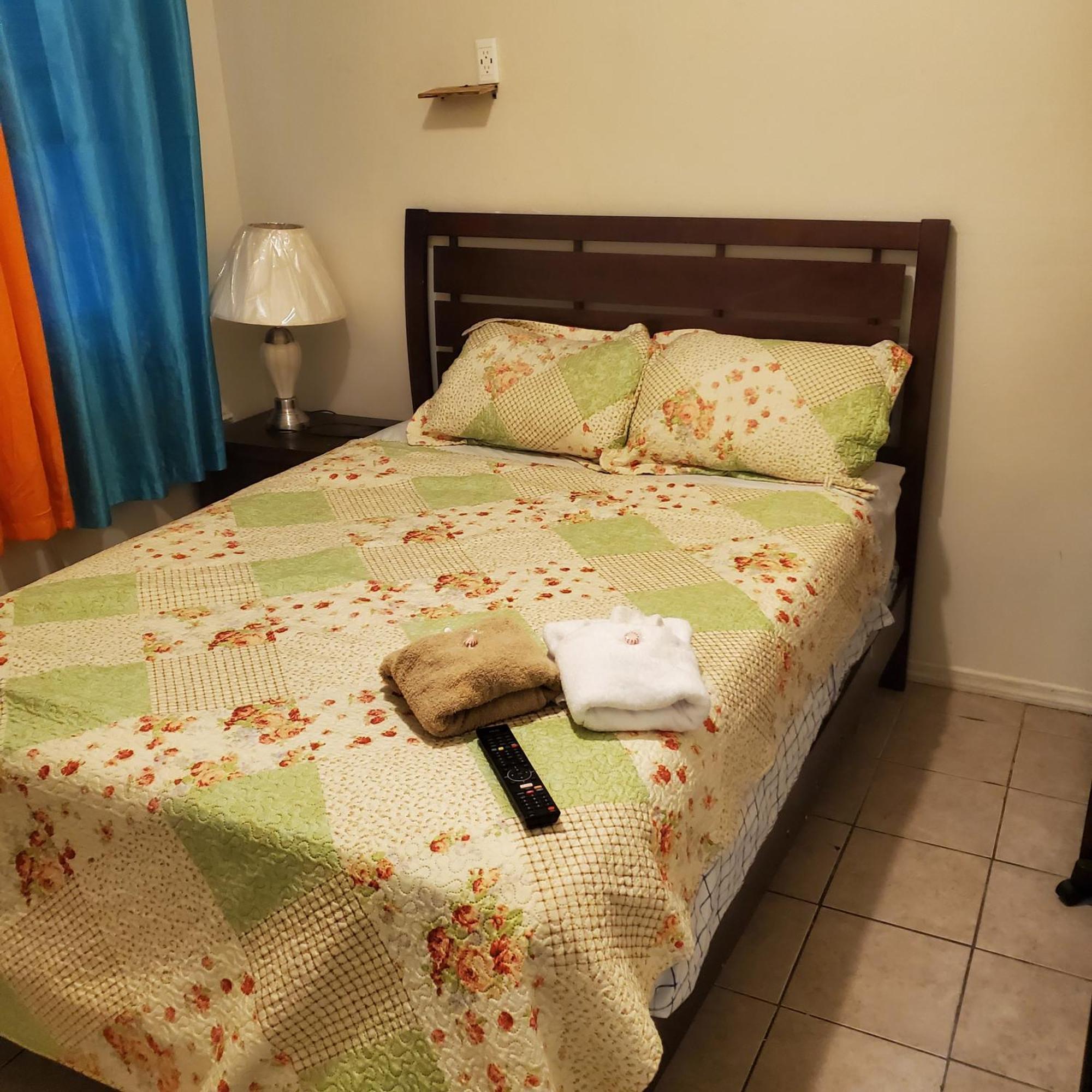 Studio And One Bedroom Apartments Нью-Йорк Экстерьер фото