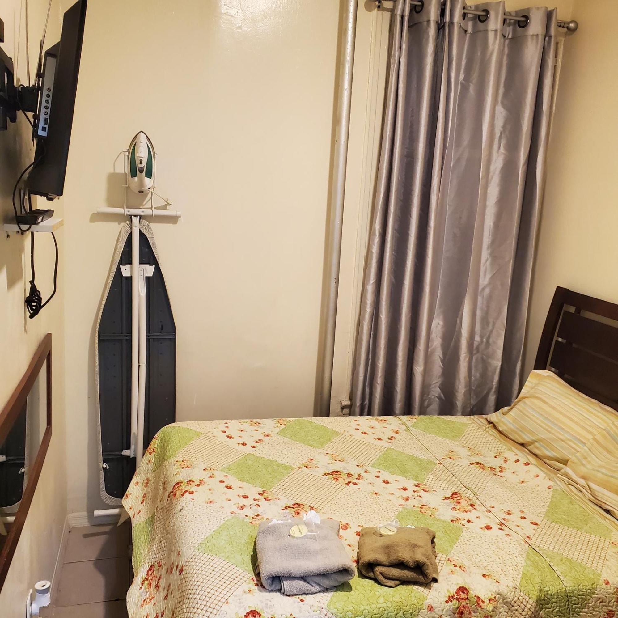 Studio And One Bedroom Apartments Нью-Йорк Экстерьер фото